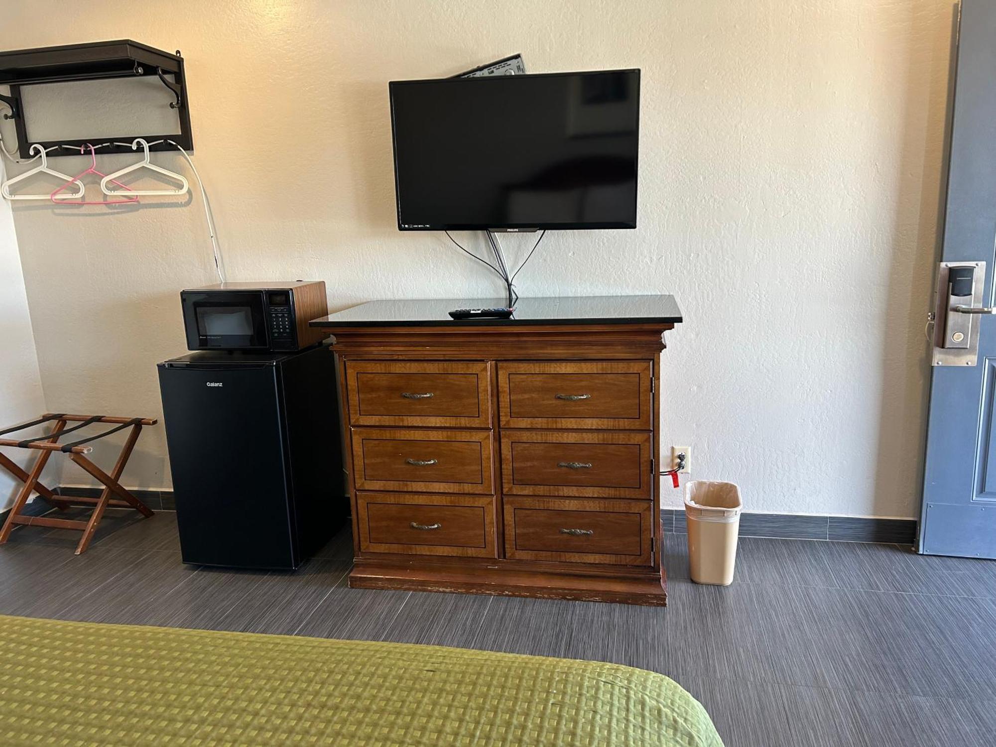 Dixon Motel Екстериор снимка